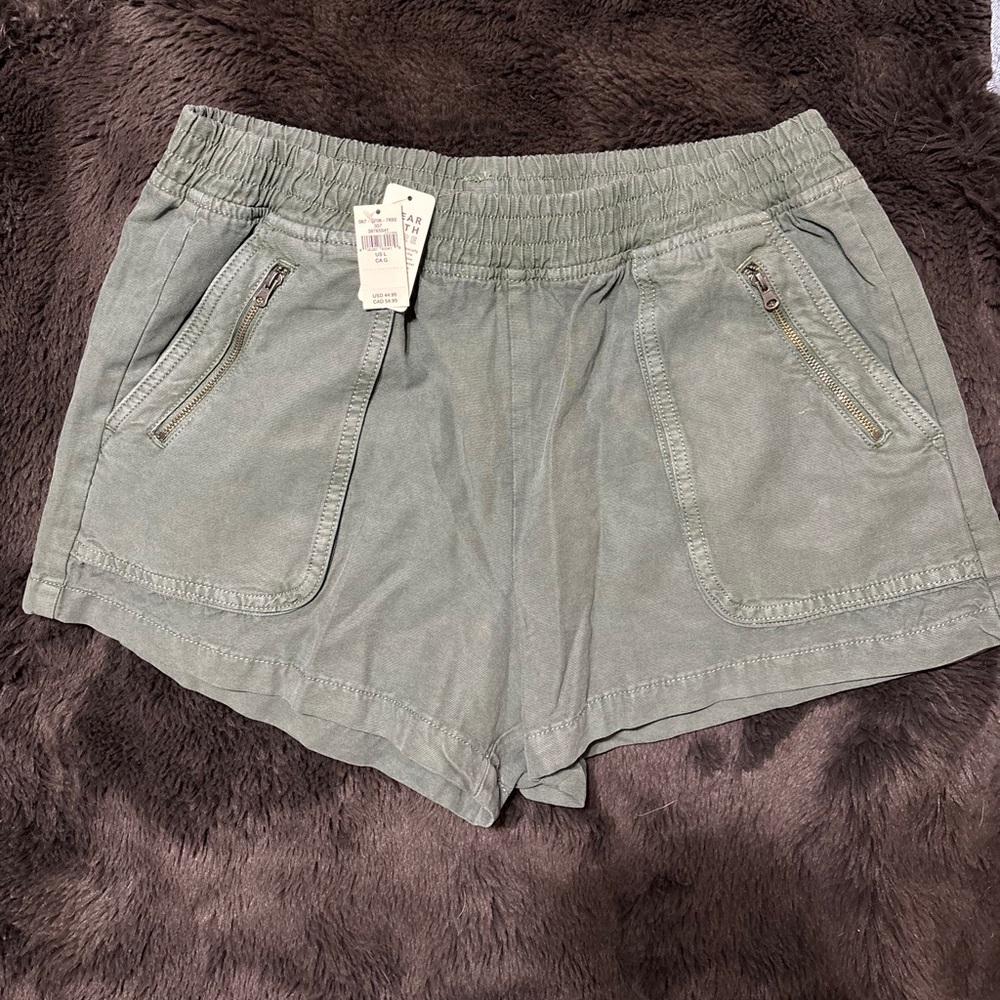 AE shorts
